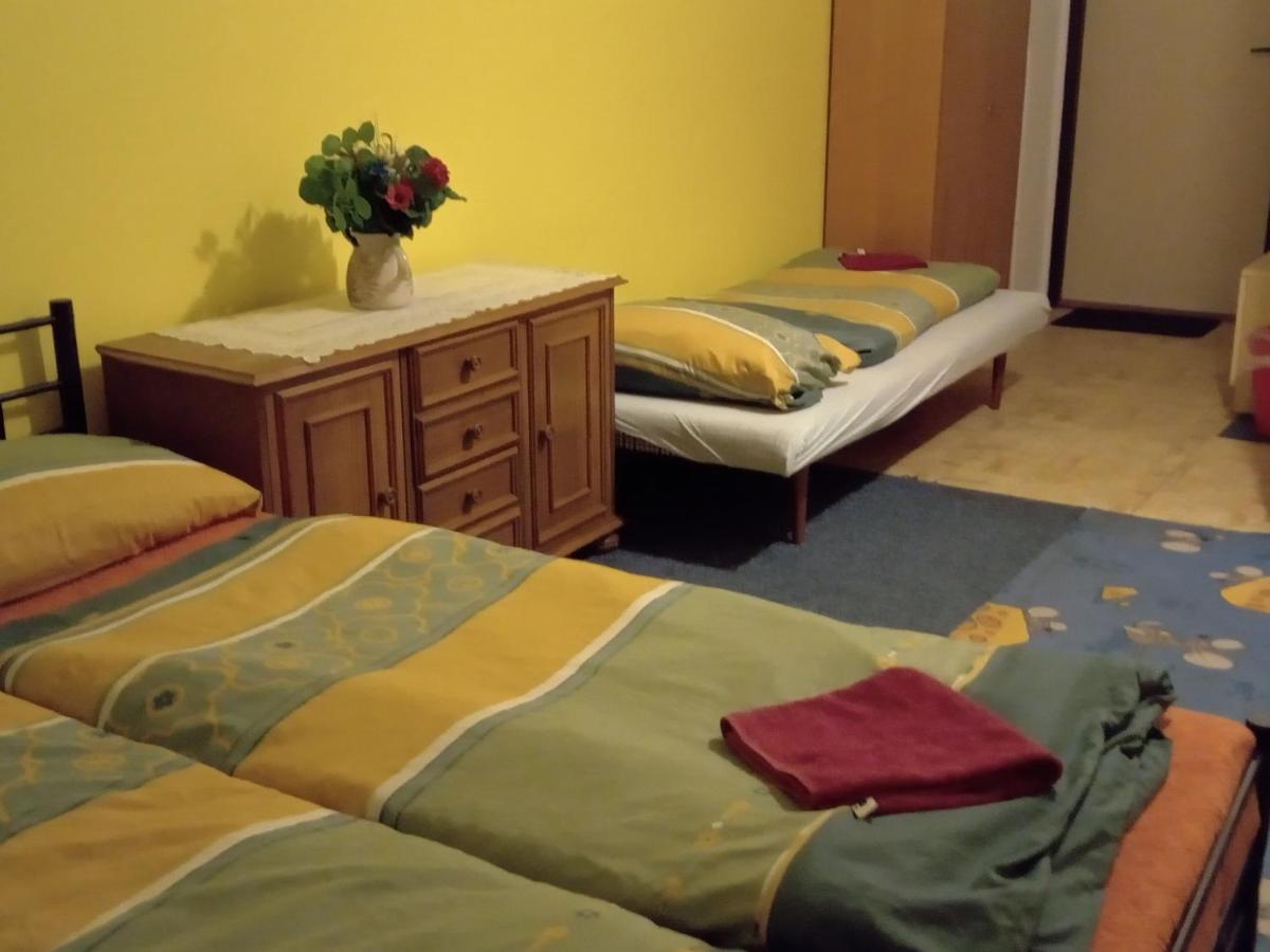Apartman Police Nad Metuji Apartment Ngoại thất bức ảnh