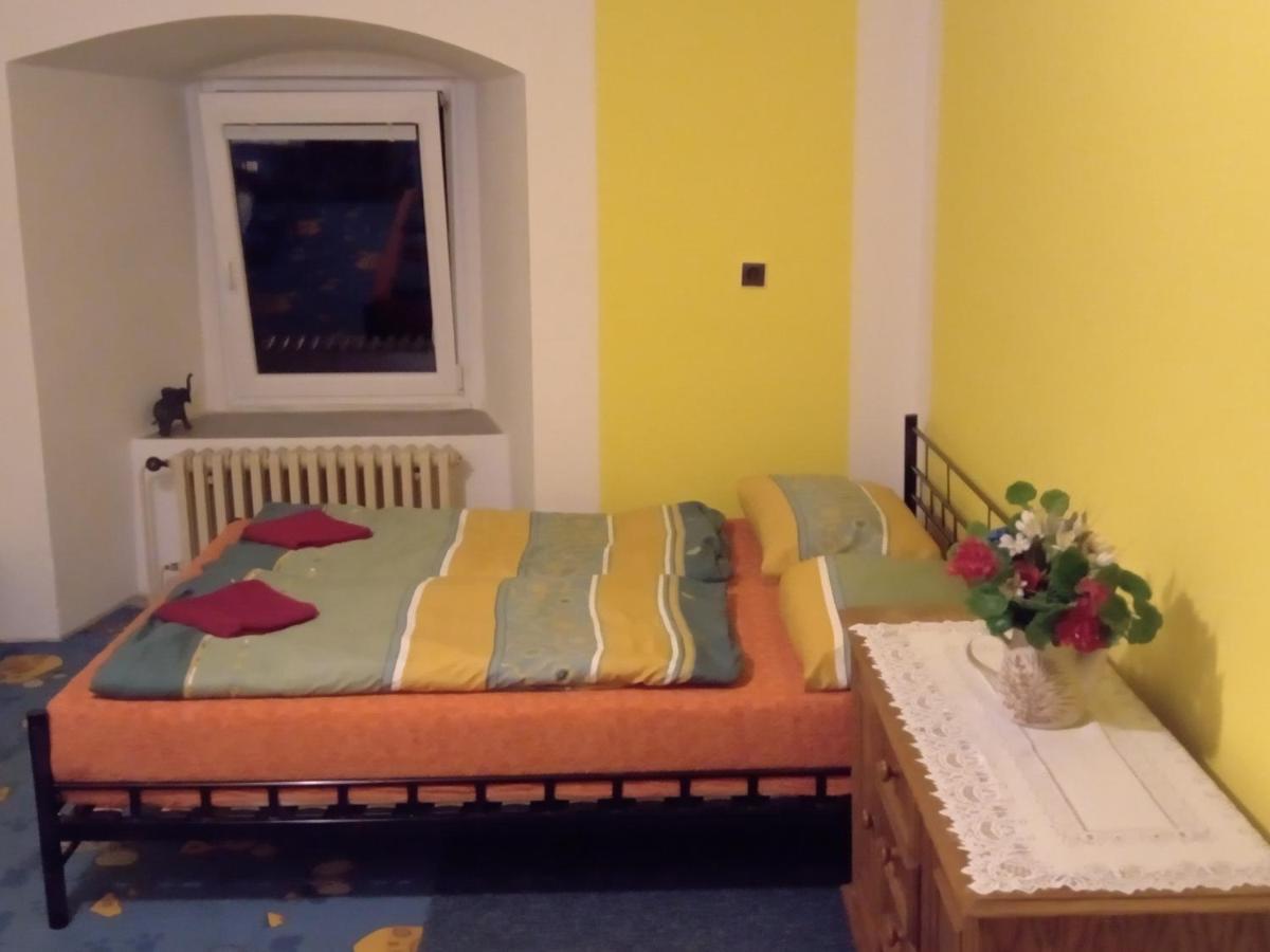 Apartman Police Nad Metuji Apartment Ngoại thất bức ảnh